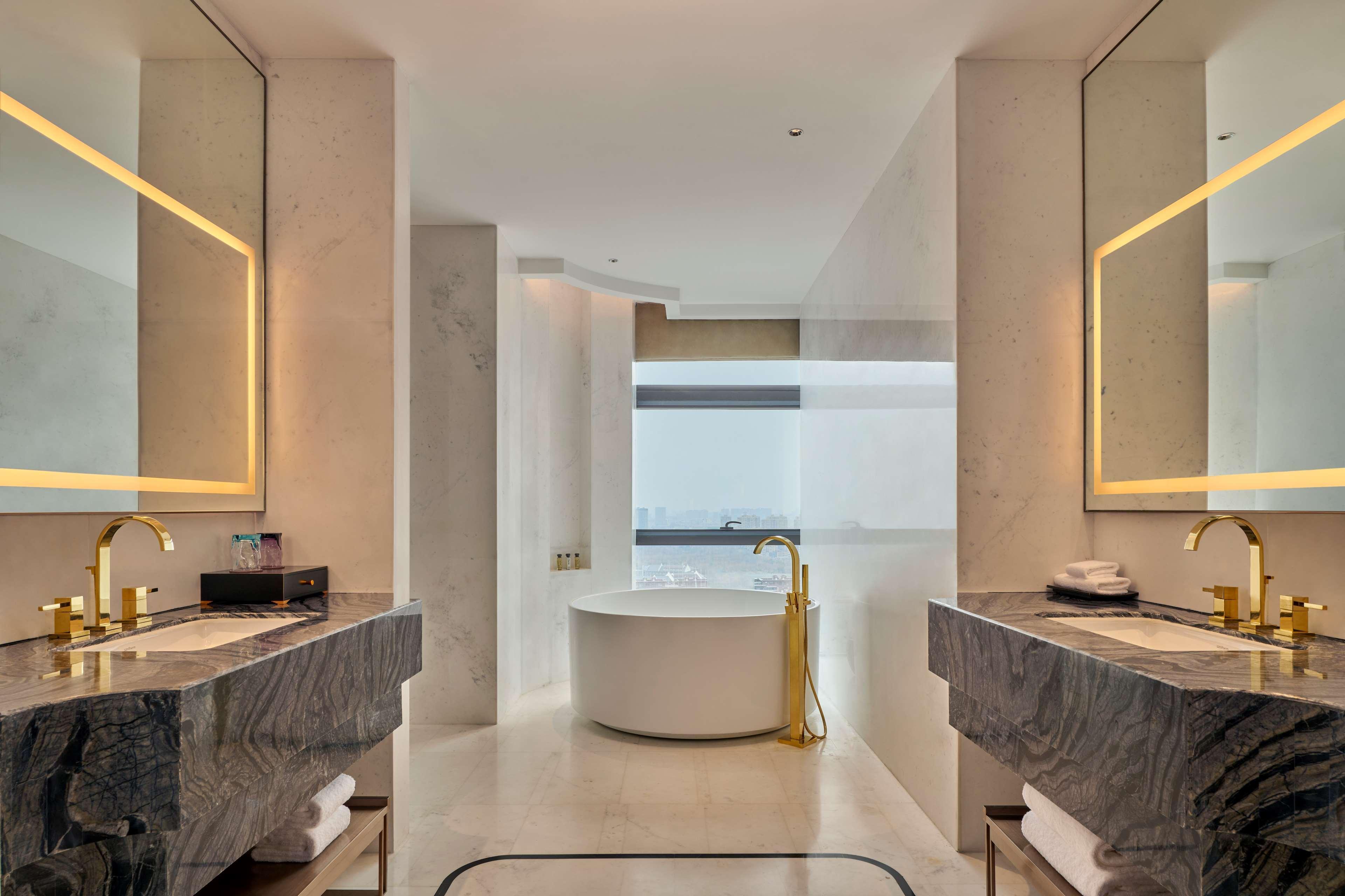 Hotel Hilton Yancheng à Yancheng  Extérieur photo