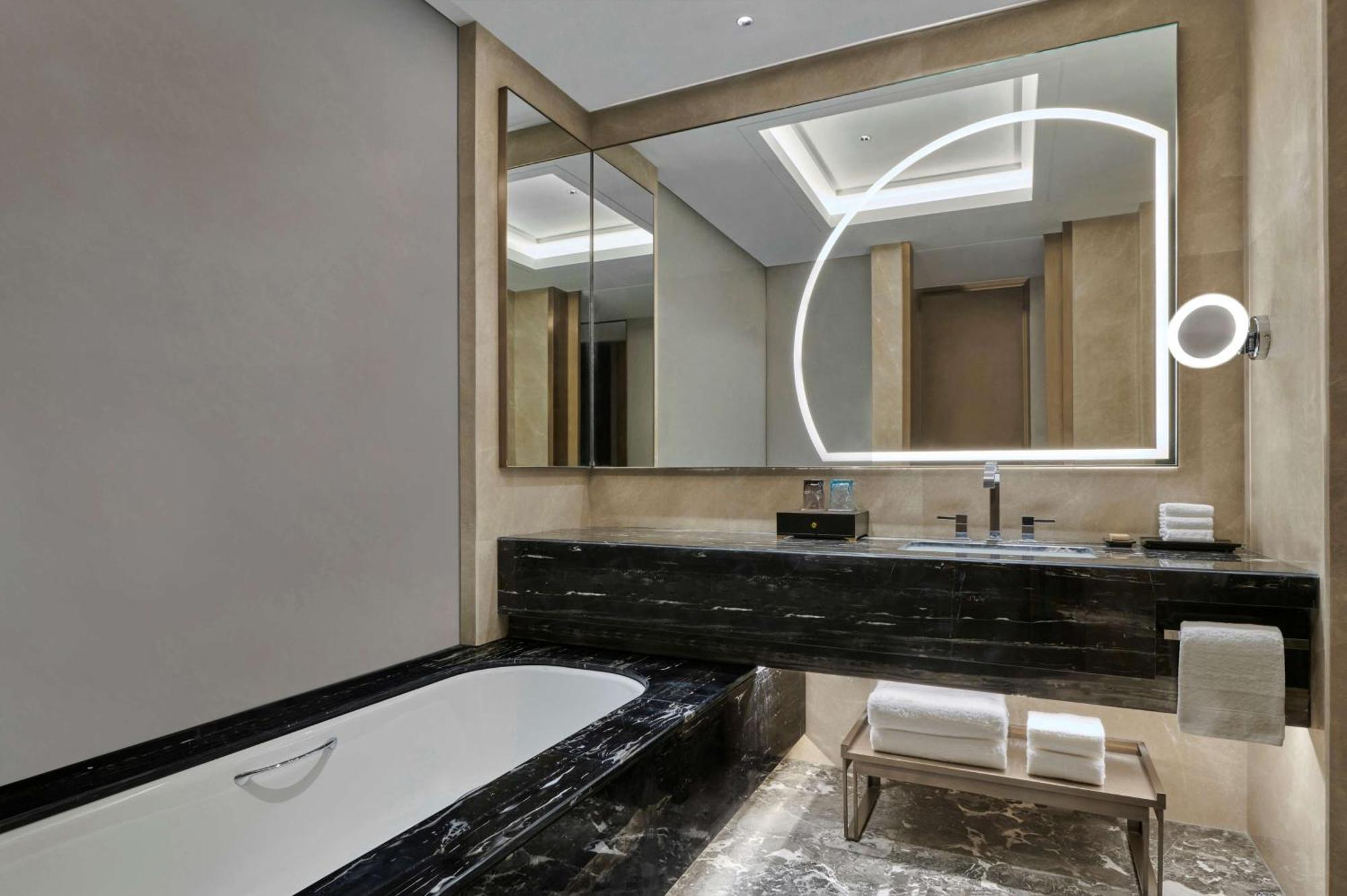 Hotel Hilton Yancheng à Yancheng  Extérieur photo